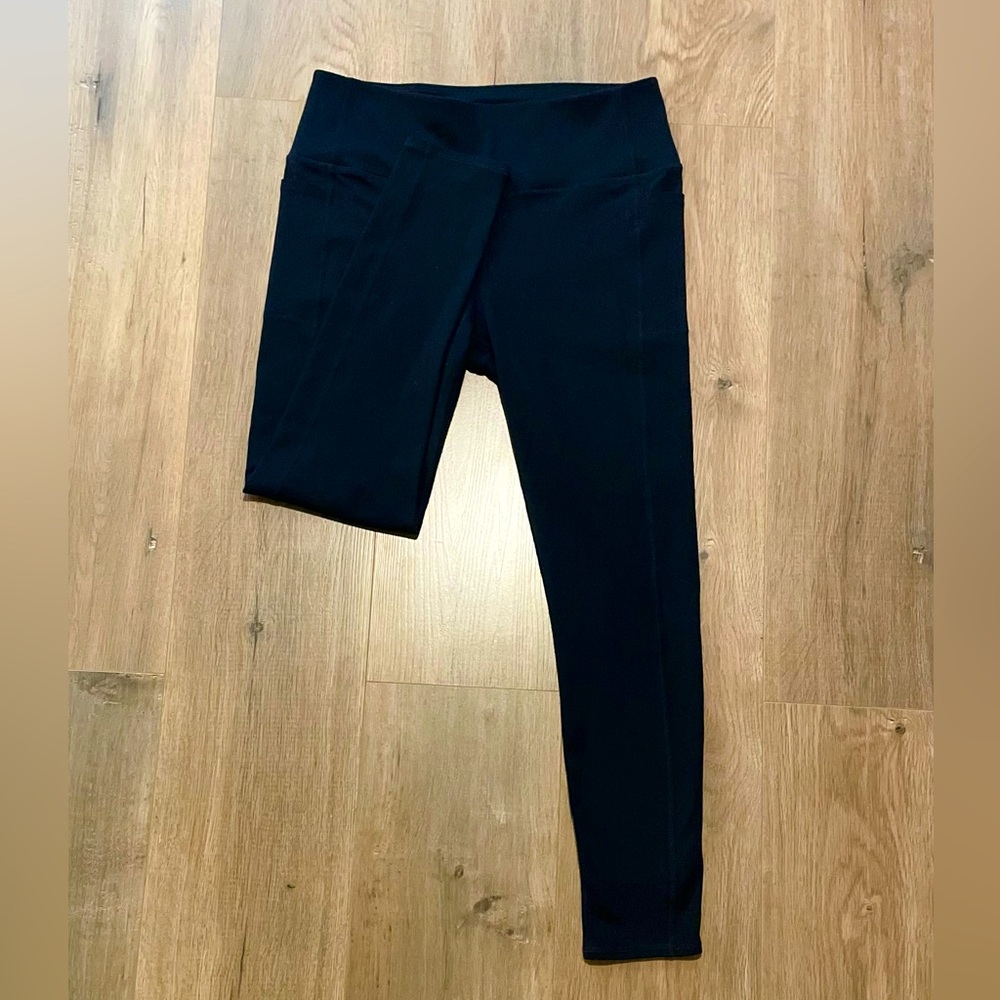 Black Sketchers Leggings